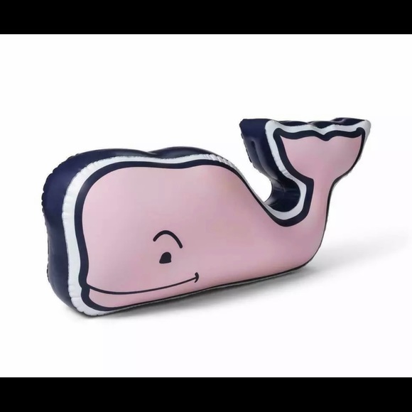 Vineyard Vines Other - 🐳Vineyard Vines Inflatable Whale Sprinkler